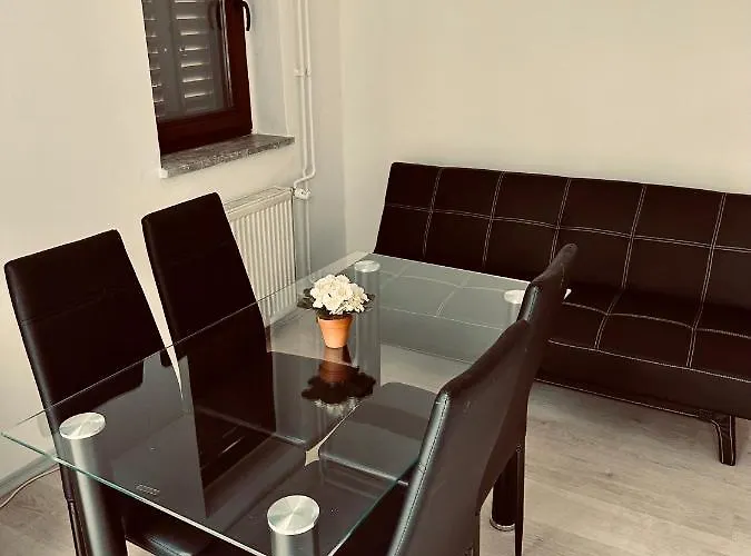 Pinny شقة بورتوروز